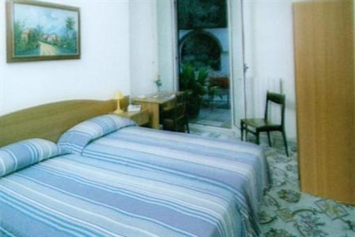 фото отеля Hotel Cavour Sorrento