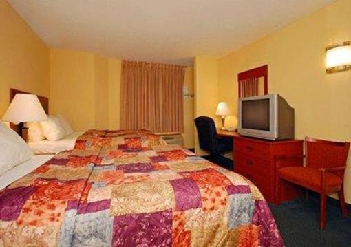 фото отеля Sleep Inn Port Wentworth