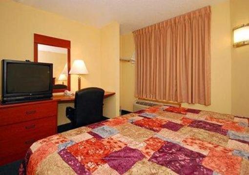 фото отеля Sleep Inn Port Wentworth