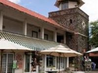 Uncle Billy's Kona Bay Hotel