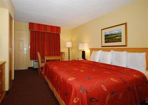 фото отеля Econo Lodge Riverside Pigeon Forge