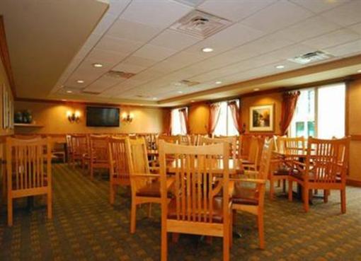 фото отеля Econo Lodge Riverside Pigeon Forge