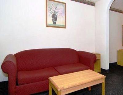 фото отеля Econo Lodge Midtown Albuquerque