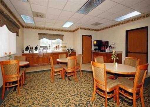 фото отеля Comfort Suites Peoria (Illinois)