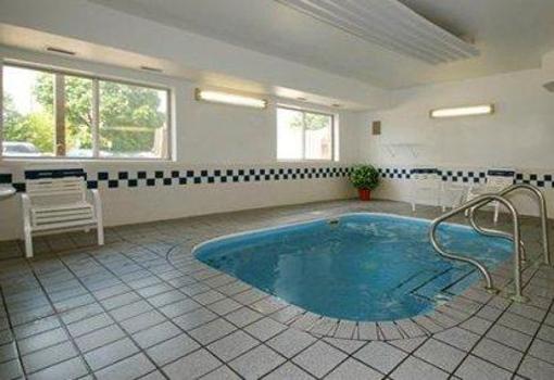 фото отеля Comfort Suites Peoria (Illinois)