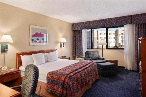 фото отеля Howard Johnson Lima