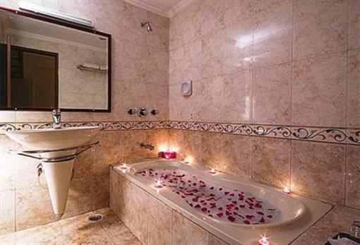 фото отеля The Hotel Royal Plaza Chennai