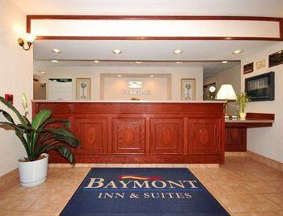 фото отеля Baymont Inn & Suites Cedar Rapids