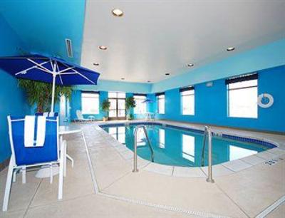 фото отеля Baymont Inn & Suites Cedar Rapids
