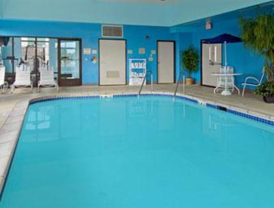 фото отеля Baymont Inn & Suites Cedar Rapids