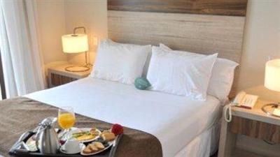 фото отеля Arturo Prat Hotel
