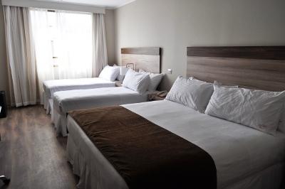 фото отеля Arturo Prat Hotel