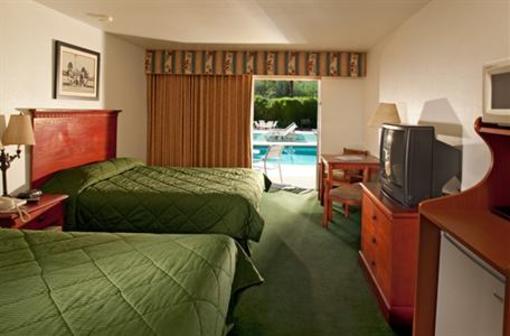 фото отеля Royal Sun Inn
