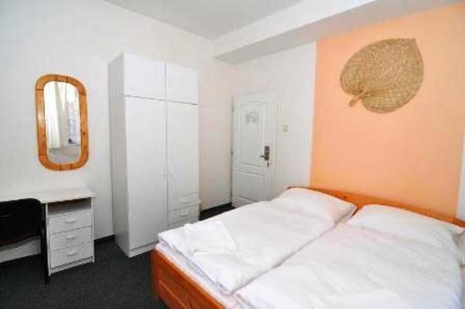 фото отеля Ritchie's Hostel