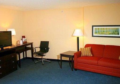 фото отеля Comfort Suites Cotner Lincoln (Nebraska)