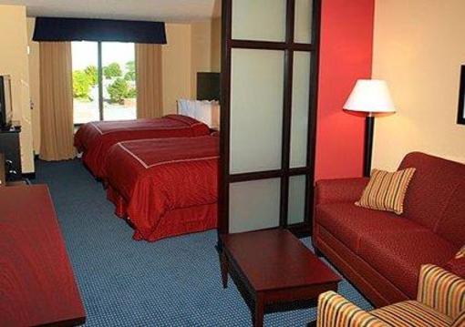 фото отеля Comfort Suites Cotner Lincoln (Nebraska)
