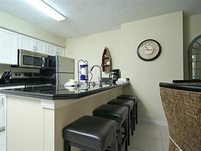 фото отеля Meyer Real Estate Vacation Rentals Harbor Place Orange Beach
