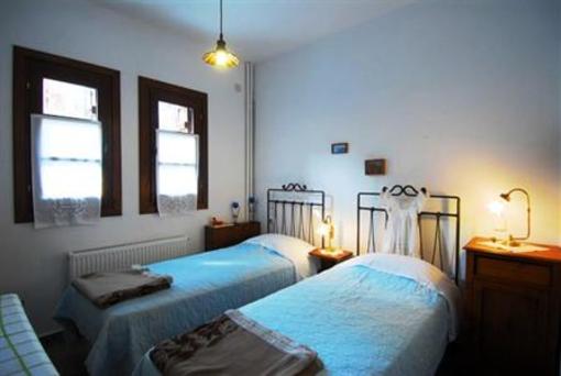 фото отеля Tampakeika Hotel Mouresi
