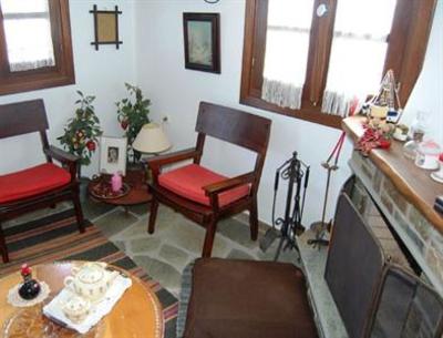фото отеля Tampakeika Hotel Mouresi
