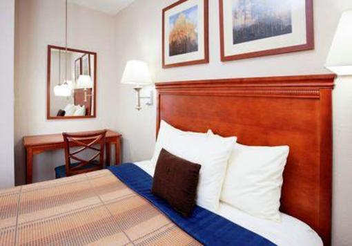 фото отеля Candlewood Suites West Greenville (North Carolina)