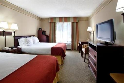 фото отеля Holiday Inn Express Hotel And Suites Ruston