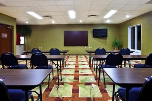 фото отеля Holiday Inn Express Hotel And Suites Ruston