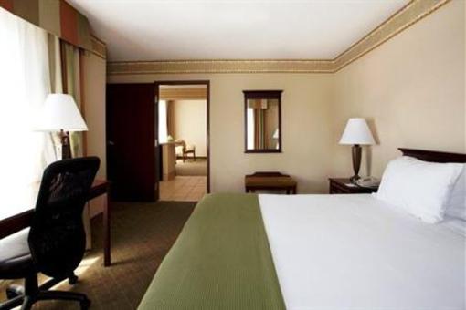 фото отеля Holiday Inn Express Hotel And Suites Ruston