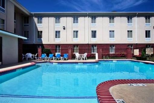 фото отеля Holiday Inn Express Hotel And Suites Ruston