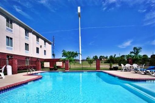фото отеля Holiday Inn Express Hotel And Suites Ruston