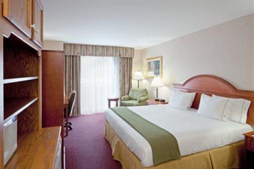 фото отеля Holiday Inn Express Hotel & Suites White River Junction
