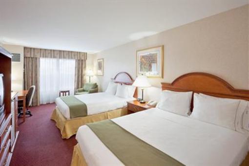 фото отеля Holiday Inn Express Hotel & Suites White River Junction