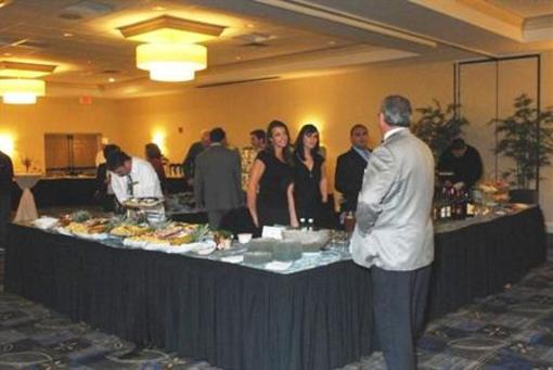 фото отеля Crowne Plaza Boston Woburn