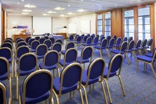 фото отеля Holiday Inn Cambridge