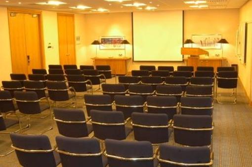 фото отеля Holiday Inn Cambridge