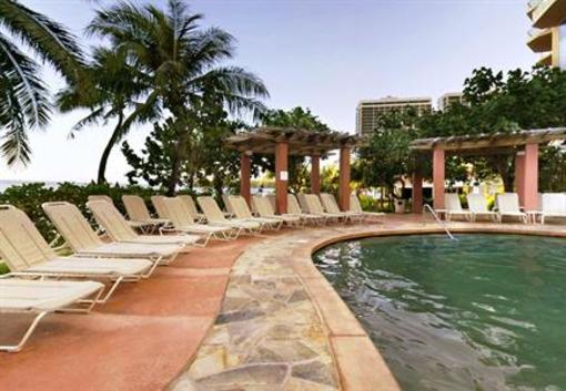 фото отеля Outrigger Guam Resort Tamuning