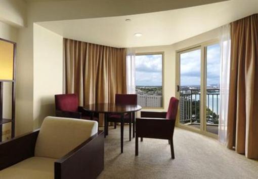 фото отеля Outrigger Guam Resort Tamuning