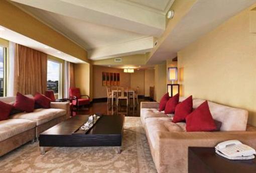фото отеля Outrigger Guam Resort Tamuning