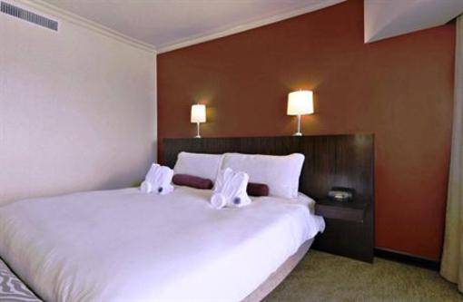 фото отеля Outrigger Guam Resort Tamuning