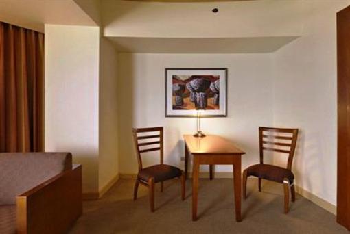 фото отеля Outrigger Guam Resort Tamuning