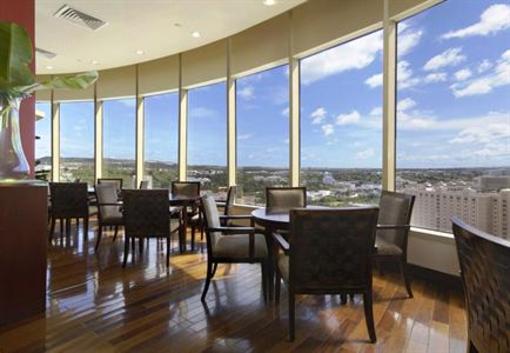 фото отеля Outrigger Guam Resort Tamuning