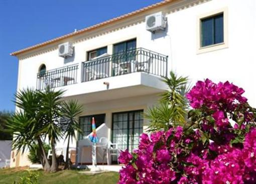 фото отеля Apartments Casa Velha Sta Eulalia