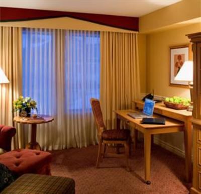 фото отеля Delta Sun Peaks Resort