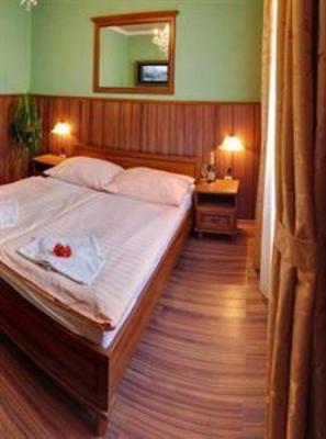 фото отеля Hotel Bow Garden Komarno