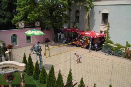 фото отеля Hotel Bow Garden Komarno