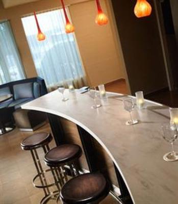 фото отеля Courtyard by Marriott Chattanooga I-75