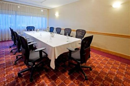 фото отеля Holiday Inn Princeton