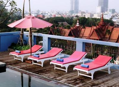 фото отеля The Frangipani Royal Palace Hotel