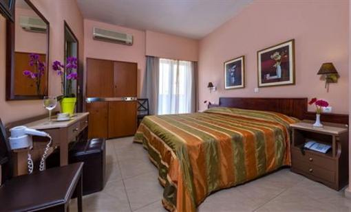 фото отеля Leonidas Hotel & Apartments Rethymno