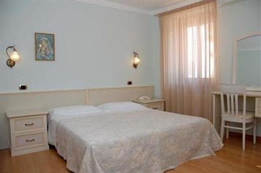 фото отеля Hotel Opinione