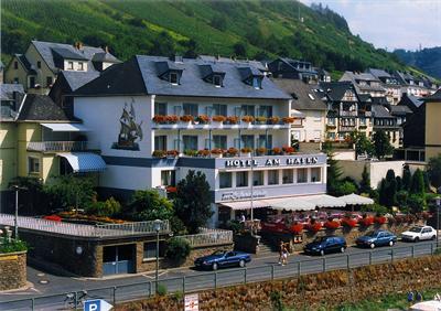 фото отеля Hotel am Hafen